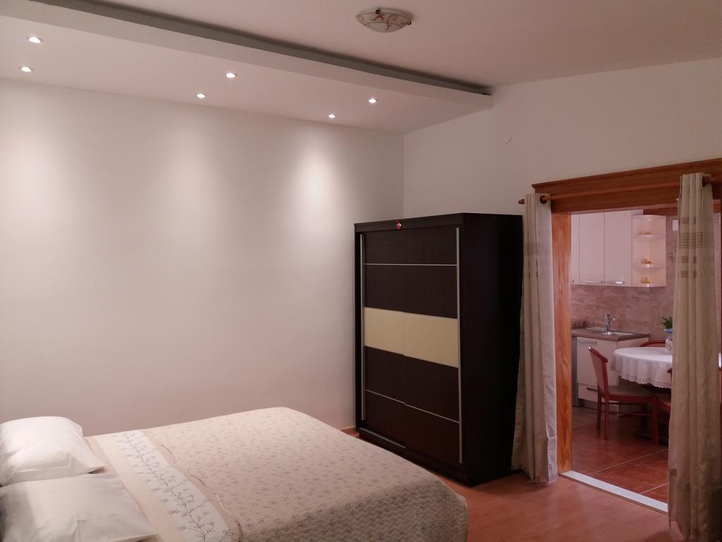 Apartments Kurilj Makarska Buitenkant foto